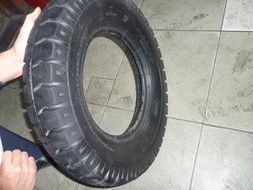 廣饒縣神洲橡膠廠摩托車輪胎及配件產品列表